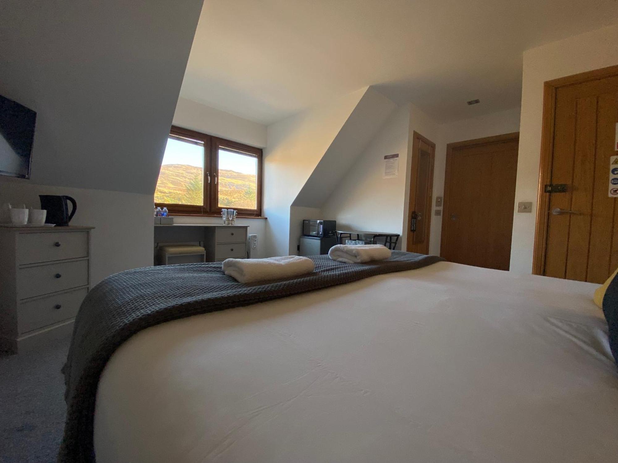 Highland Stays - Ben View Double Rooms Fort William Phòng bức ảnh
